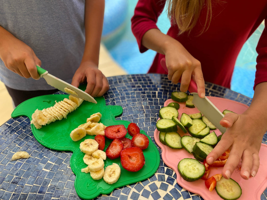 Dino Adventures Cutting Board and Knife Set