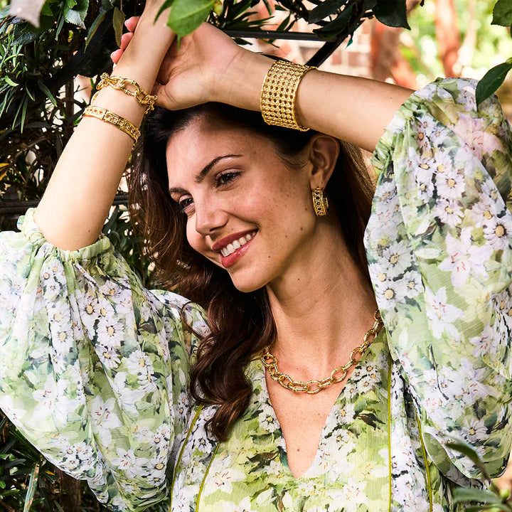 Veranda Caning Medium Hoop Earrings - Gold