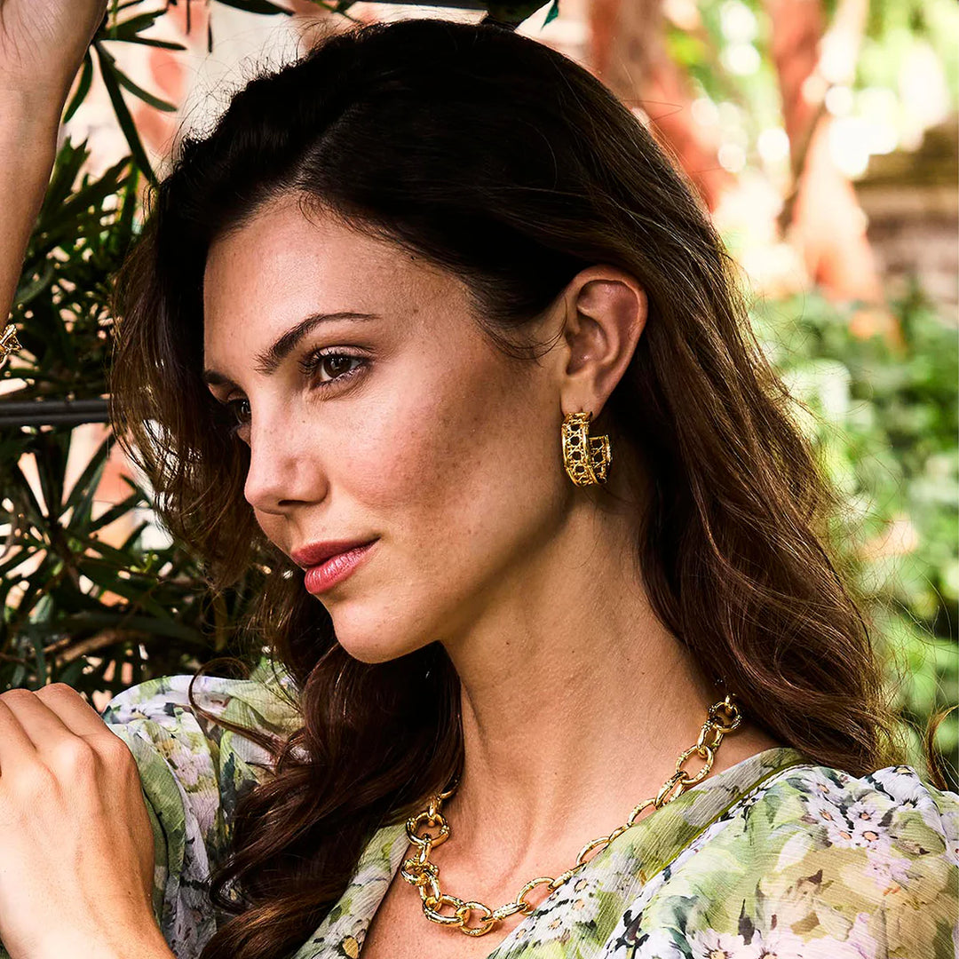 Veranda Caning Medium Hoop Earrings - Gold