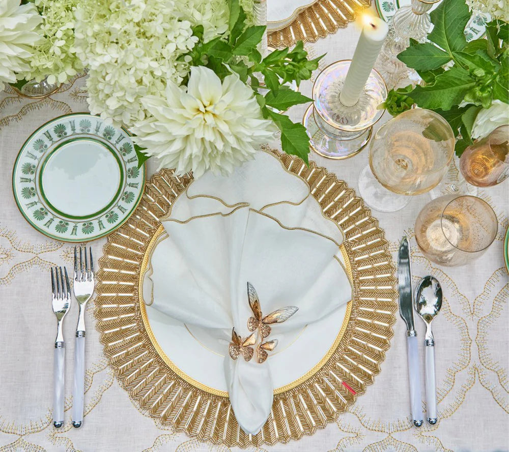 Luminance Napkin in White & Gold