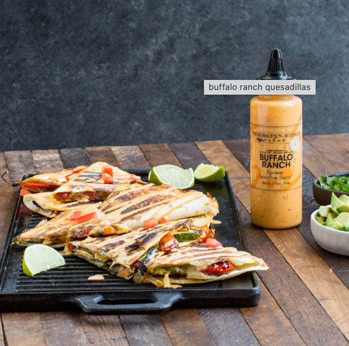 Buffalo Ranch Garnishing Squeeze