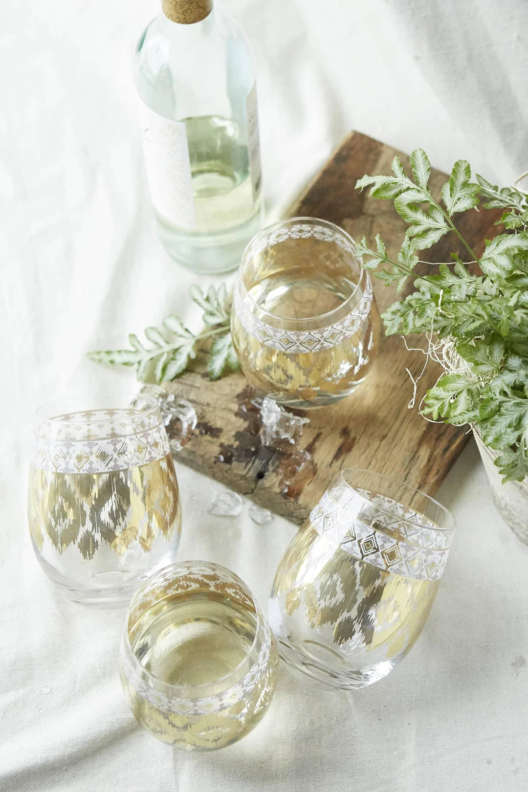 Patina Vie White Twist Stemless