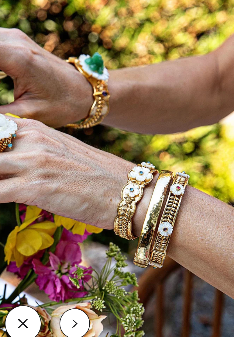 Fleur Vine Hinged Bangle - Multi