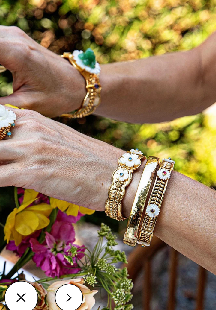 Fleur Vine Hinged Bangle - Multi