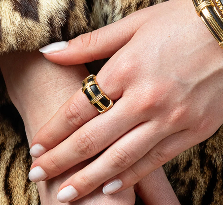 Gaia Ring - Ebony