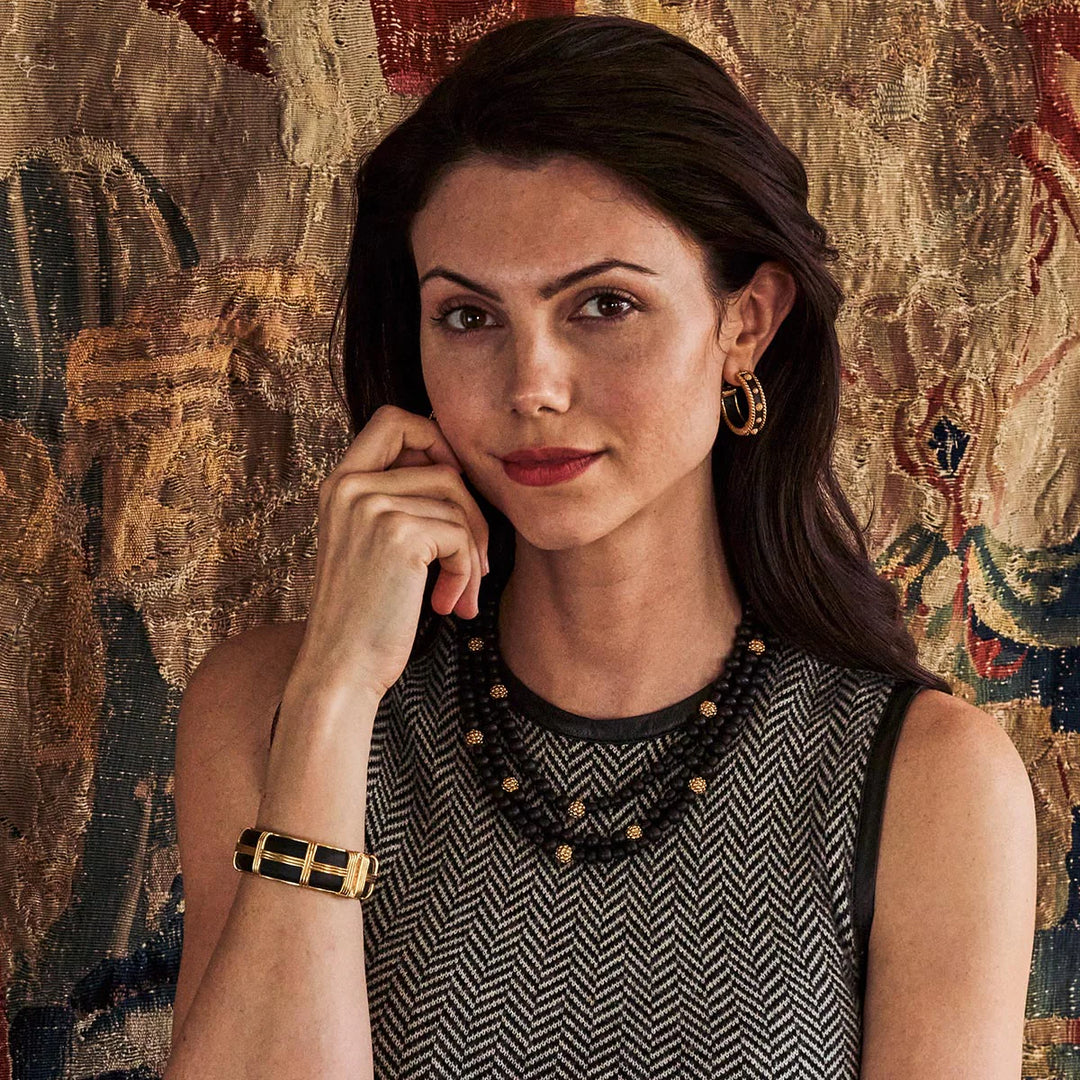 Berry Medium Hoop Earrings - Ebony Wood