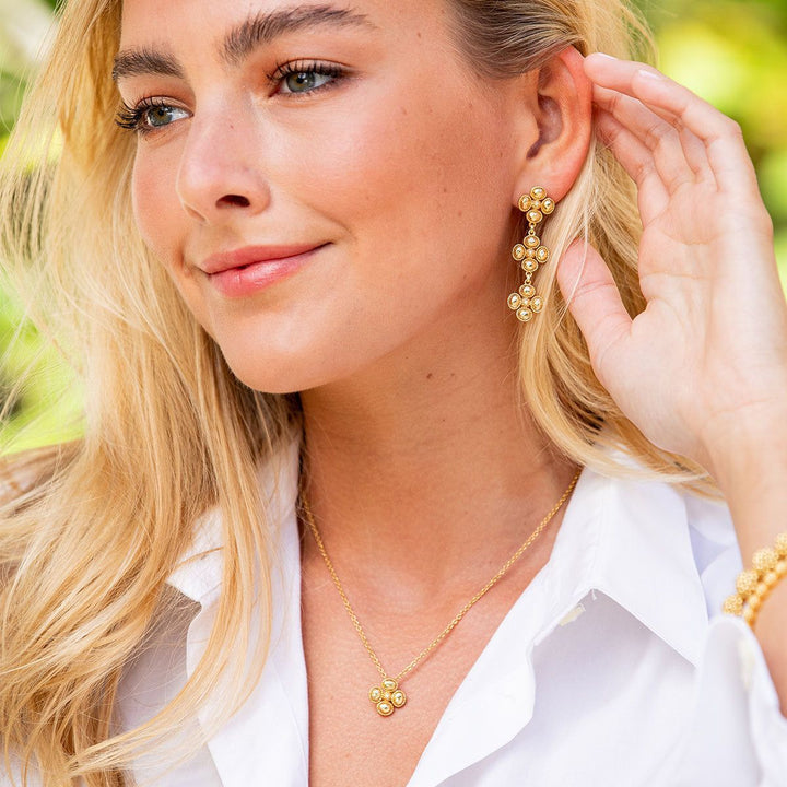 Clover Station Necklace, 16"+2" - Gold