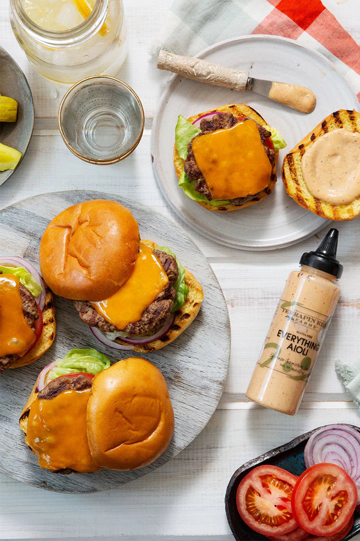 Sriracha Aioli Garnishing Squeeze